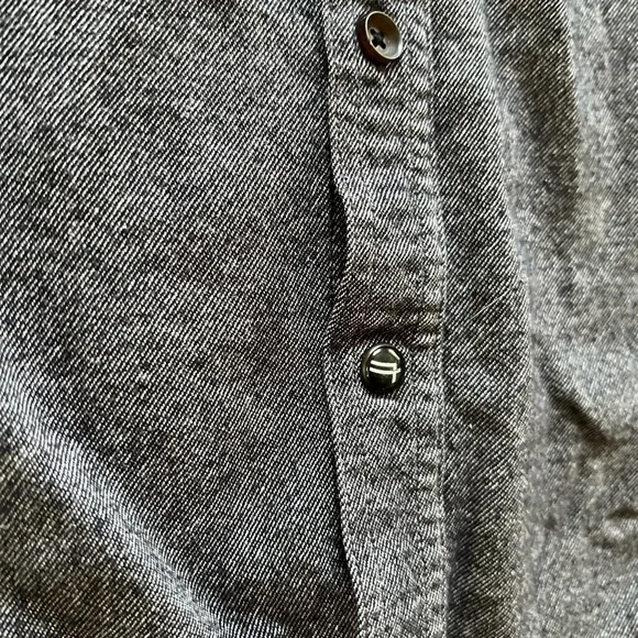 William Rast button down shirt - Picture 2 of 6
